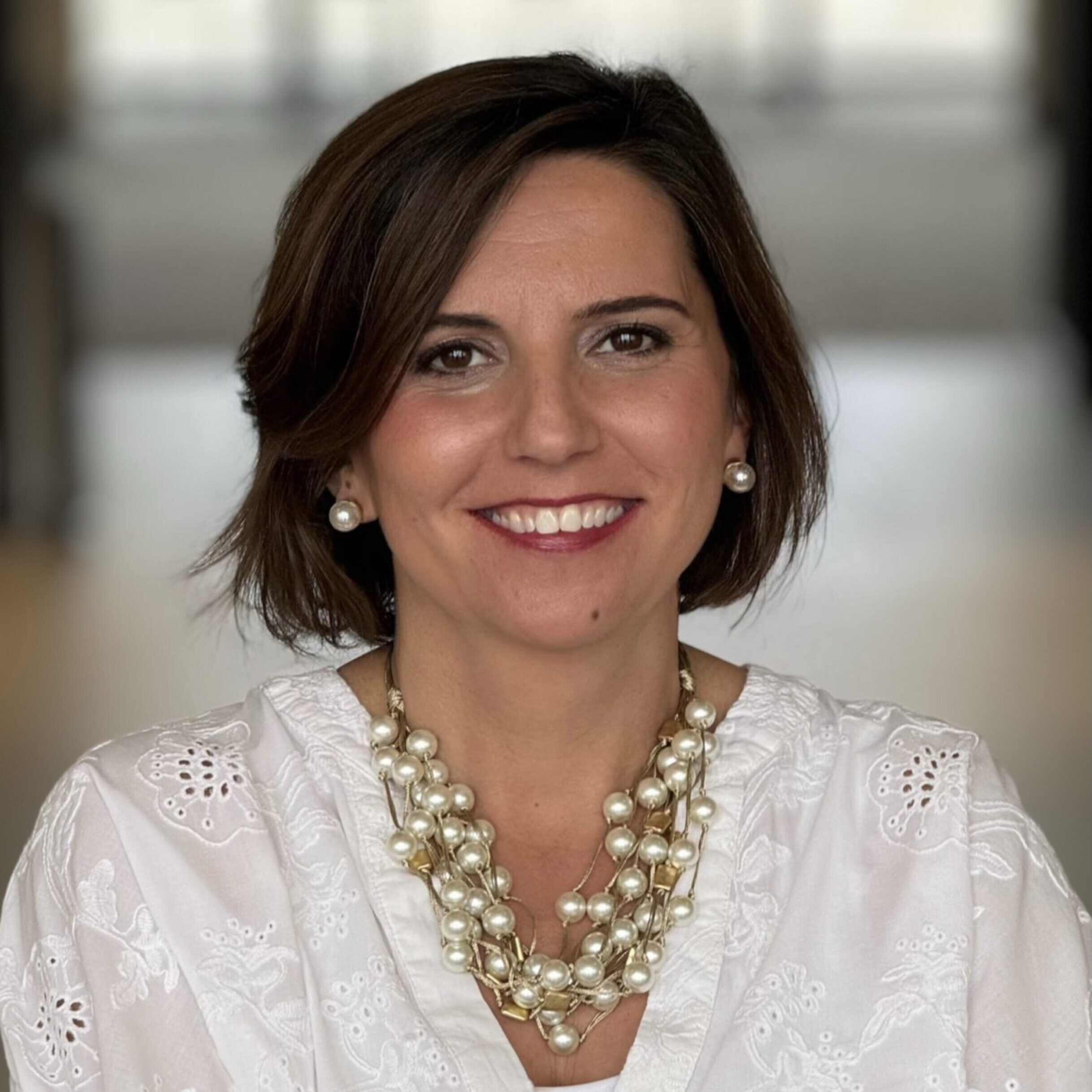 Sandra Stewart headshot